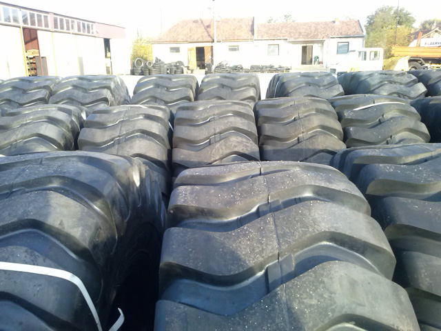 spoljna-guma-tubeless-gradjevinske-masine