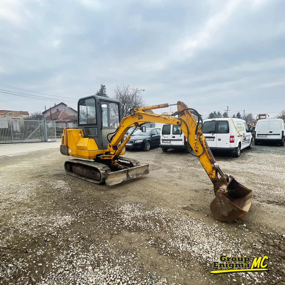 Mini bager JCB 8035